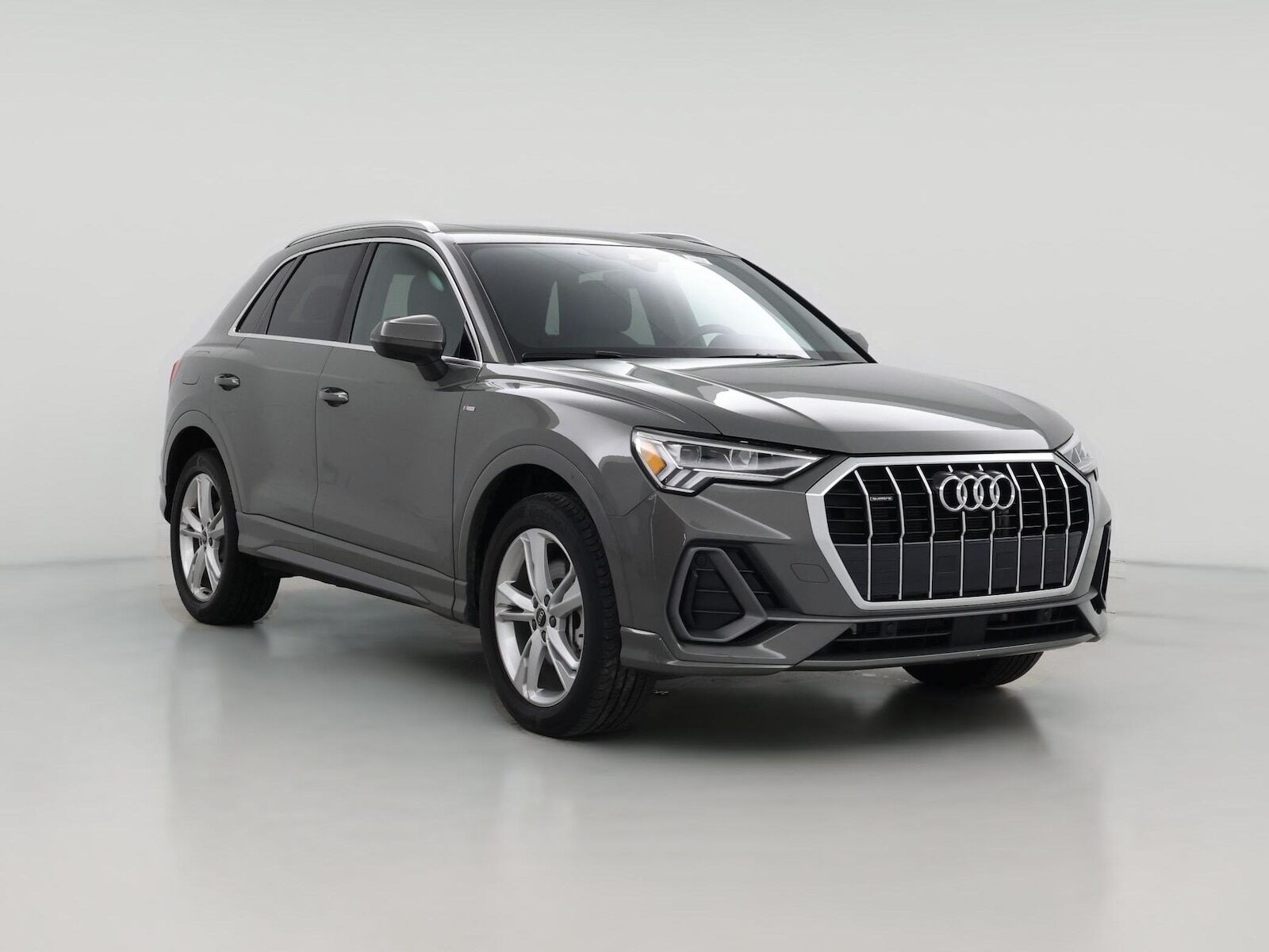 2023 AUDI Q3