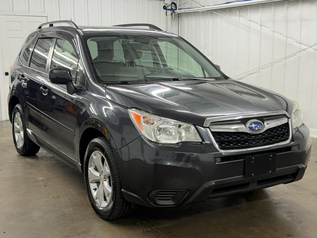 2015 SUBARU Forester