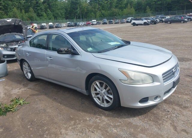2009 NISSAN Maxima