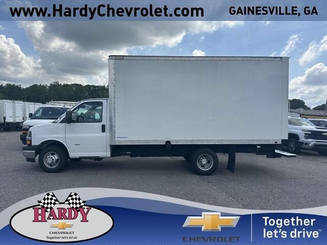 2024 CHEVROLET Express