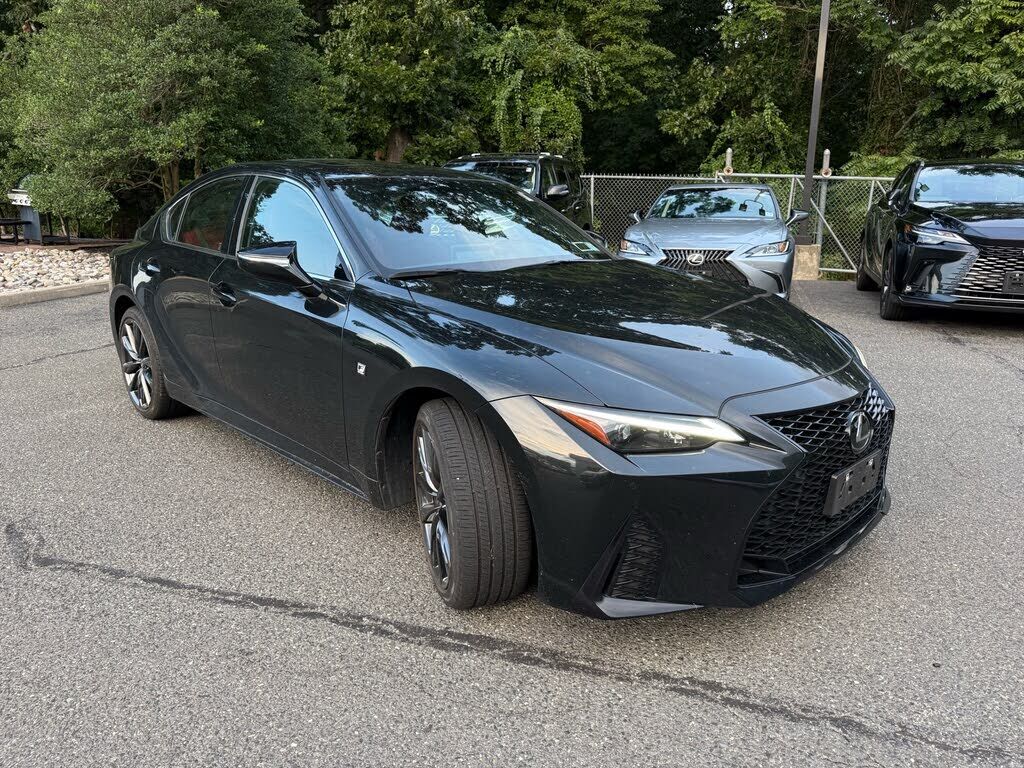 2023 LEXUS IS