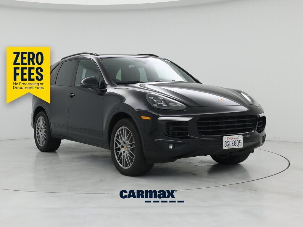 2017 PORSCHE Cayenne