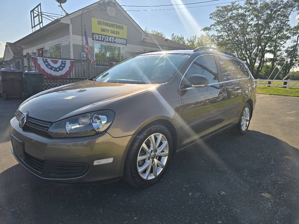 2011 VOLKSWAGEN Jetta Wagon