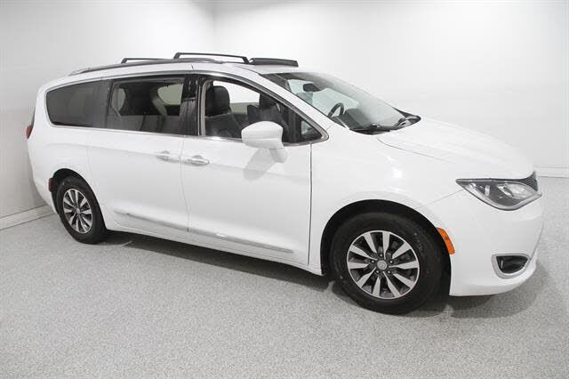 2020 CHRYSLER Pacifica