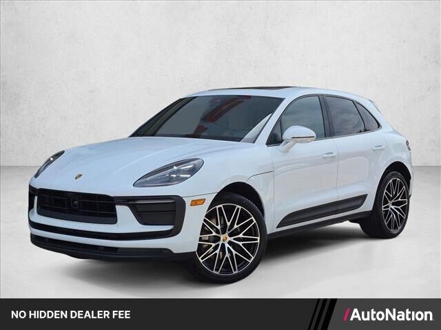 2026 PORSCHE Macan