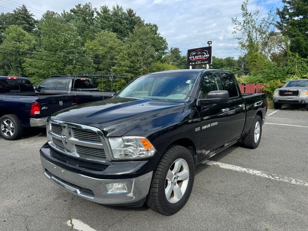 2012 DODGE Ram