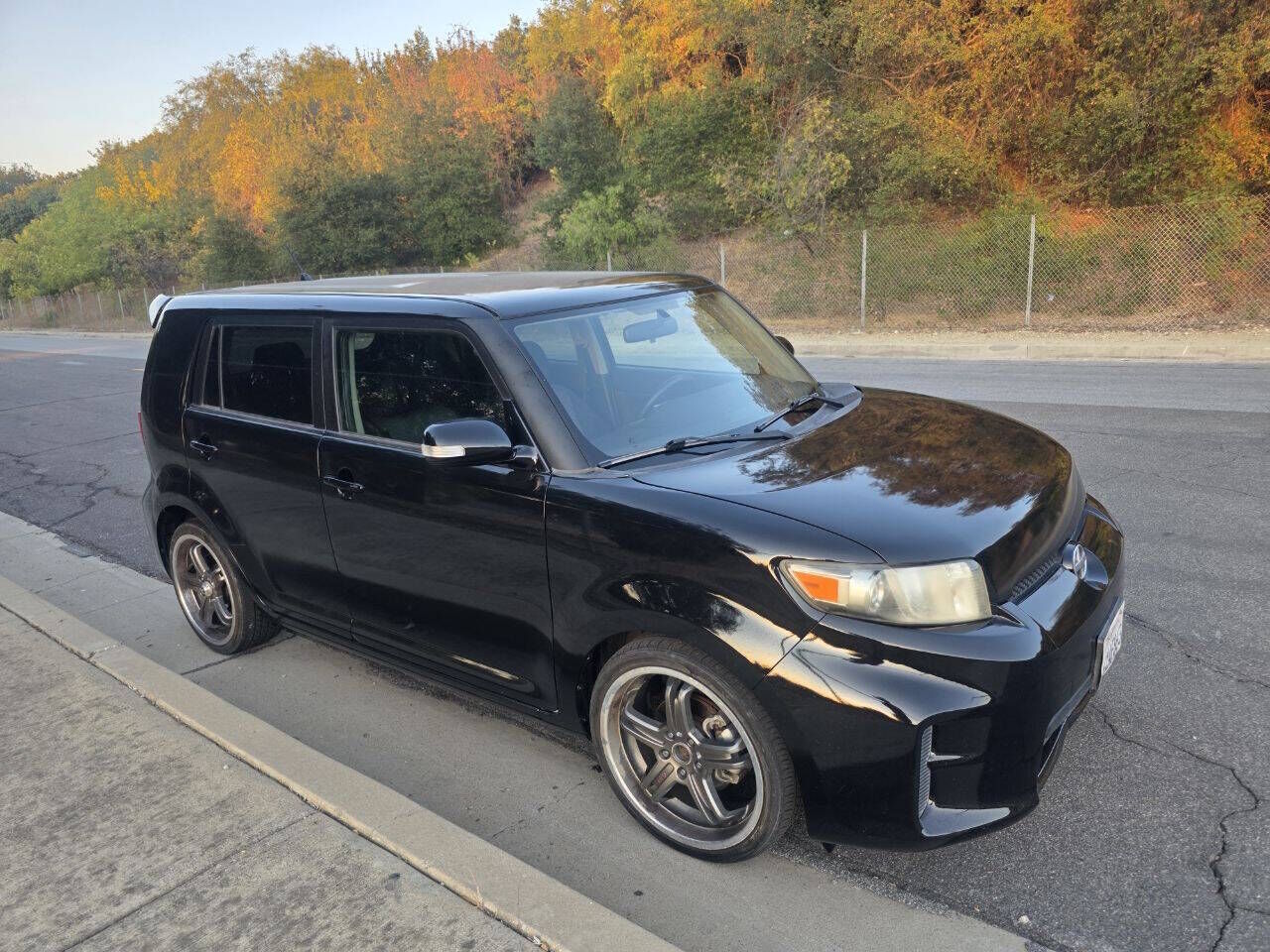 2012 TOYOTA SCION