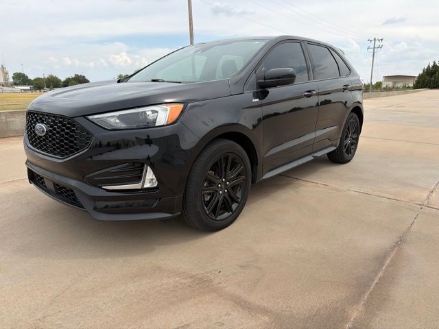 2022 FORD Edge