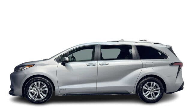 2021 TOYOTA Sienna