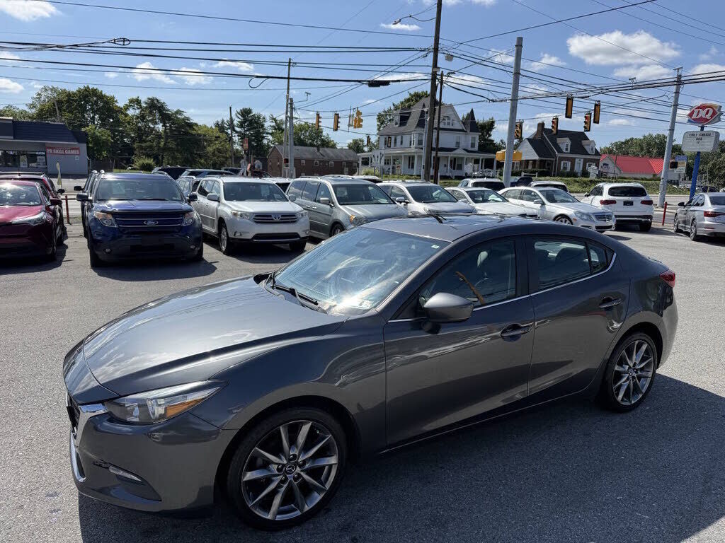 2018 MAZDA Mazda3
