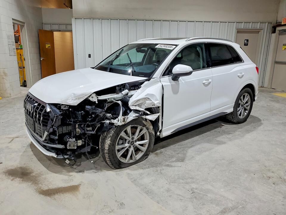 2023 AUDI Q3