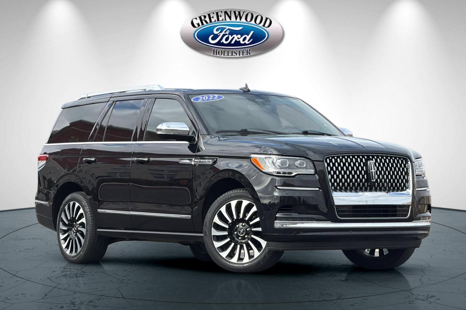 2022 LINCOLN Navigator