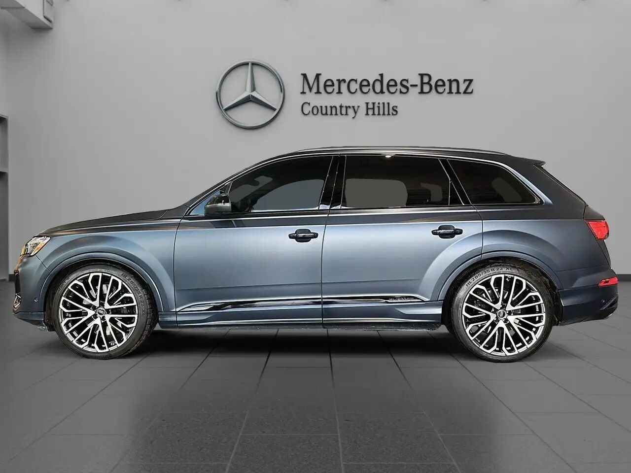 2025 Audi SQ7