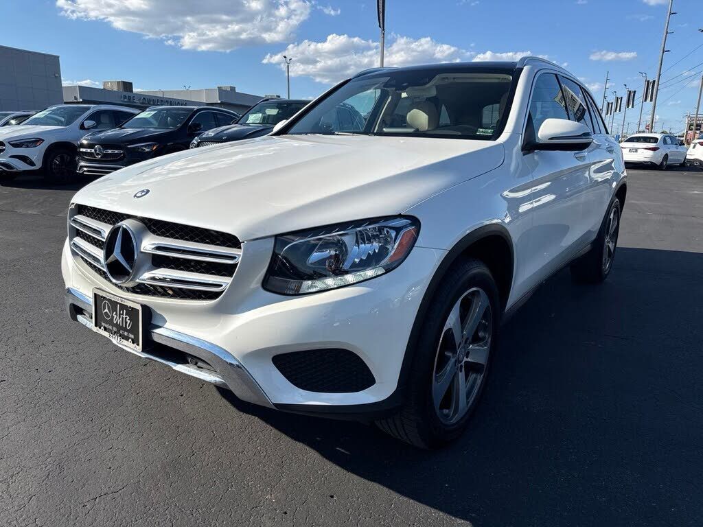 2017 MERCEDES-BENZ GLC-Class