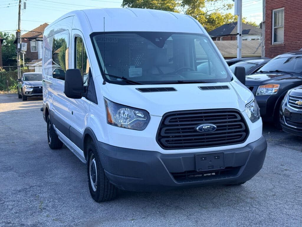 2018 FORD Transit
