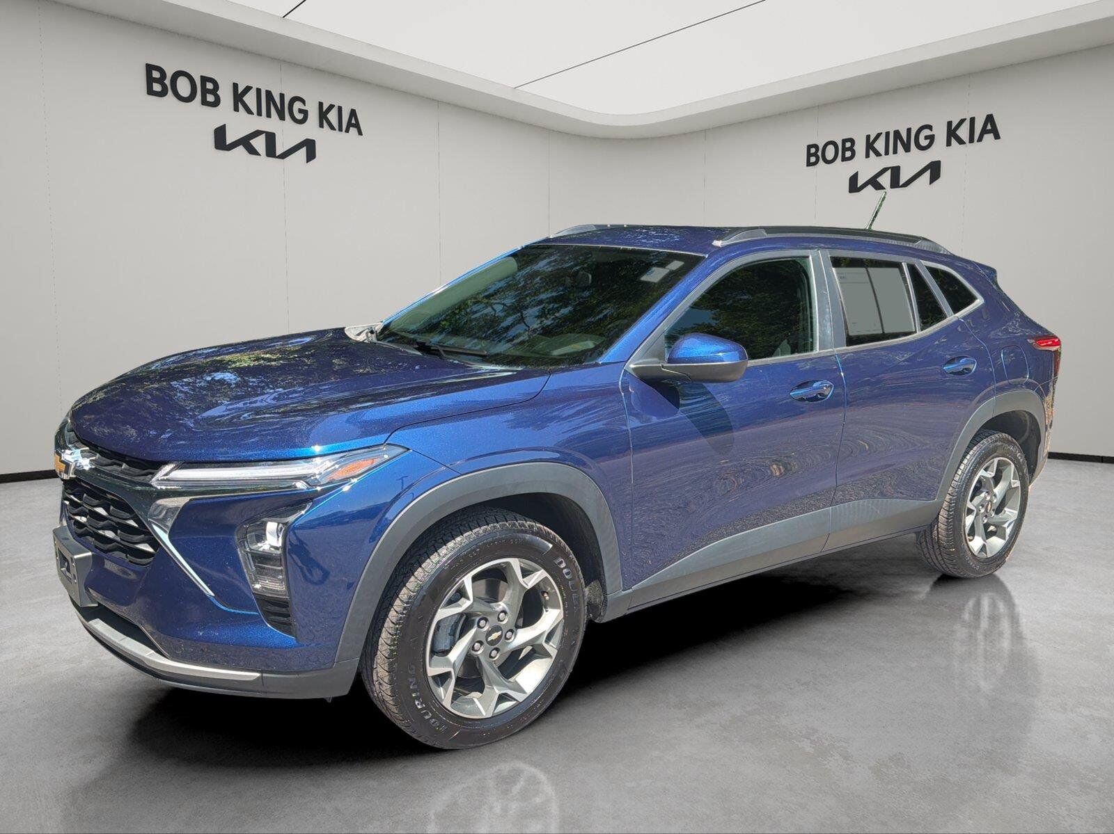 2024 CHEVROLET Trax