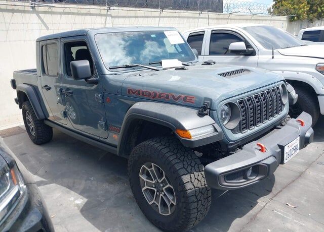 2025 JEEP Gladiator