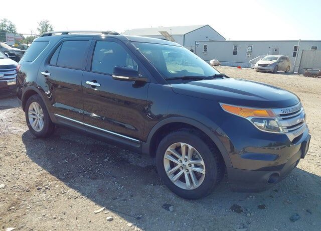 2014 FORD Explorer