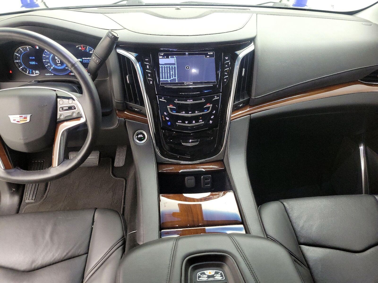 2018 CADILLAC Escalade ESV