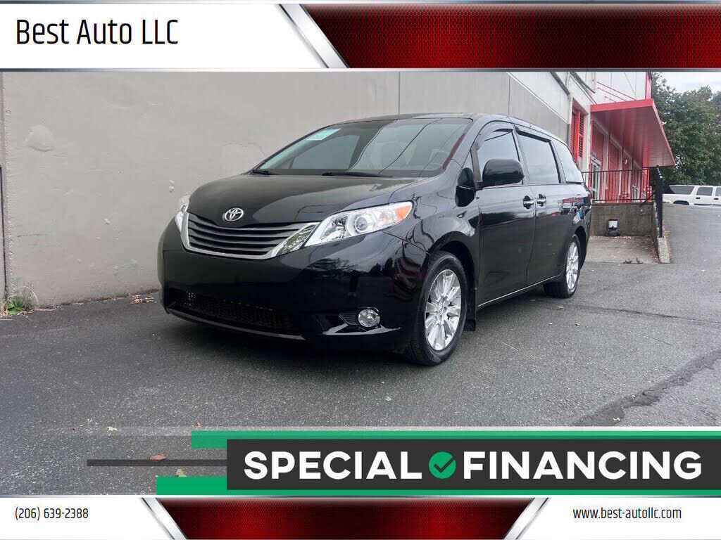 2011 TOYOTA Sienna