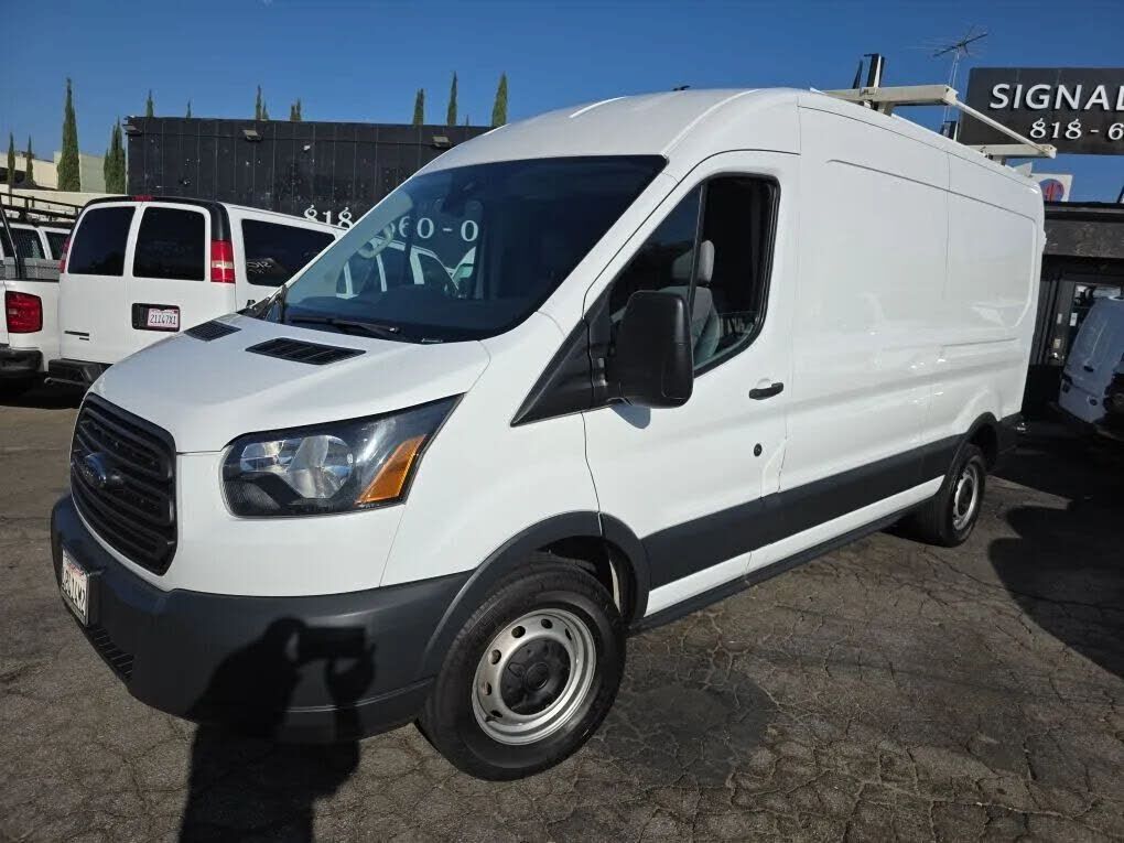 2018 FORD Transit