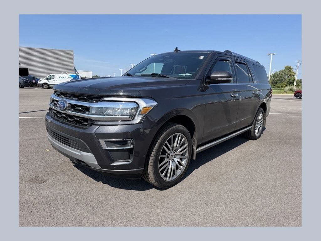 2022 FORD Expedition