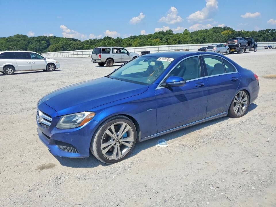 2017 MERCEDES-BENZ C-Class