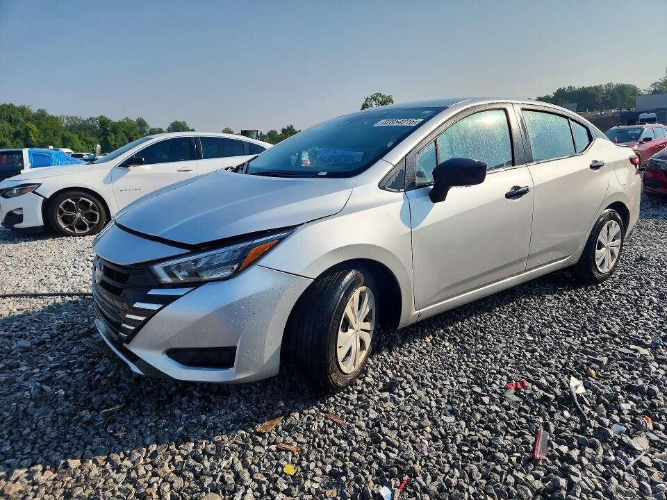 2025 NISSAN Versa
