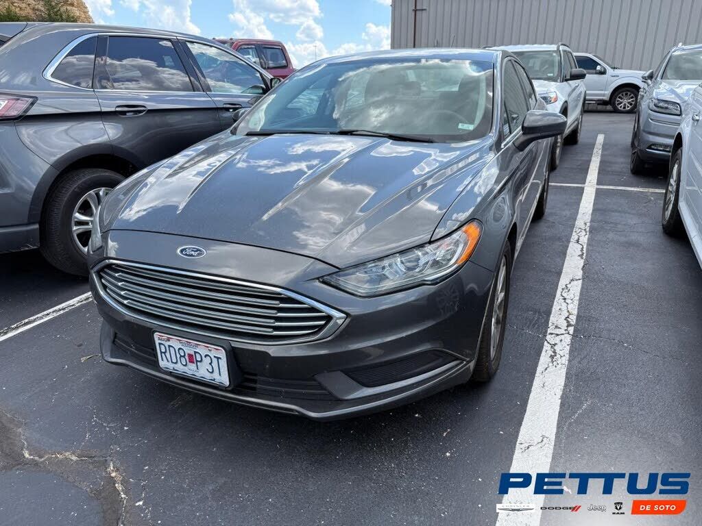 2017 FORD Fusion
