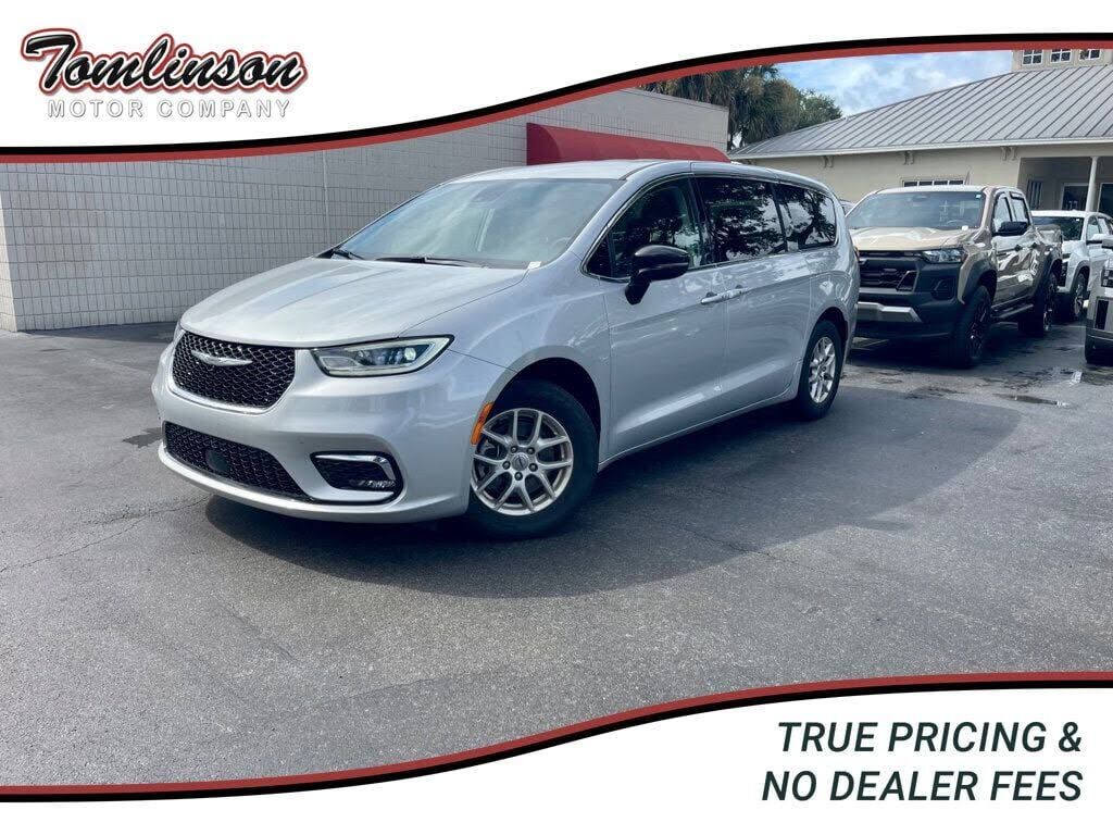 2024 CHRYSLER Pacifica