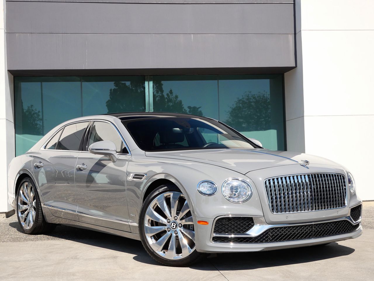 2022 BENTLEY Flying Spur