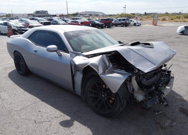 2016 DODGE Challenger