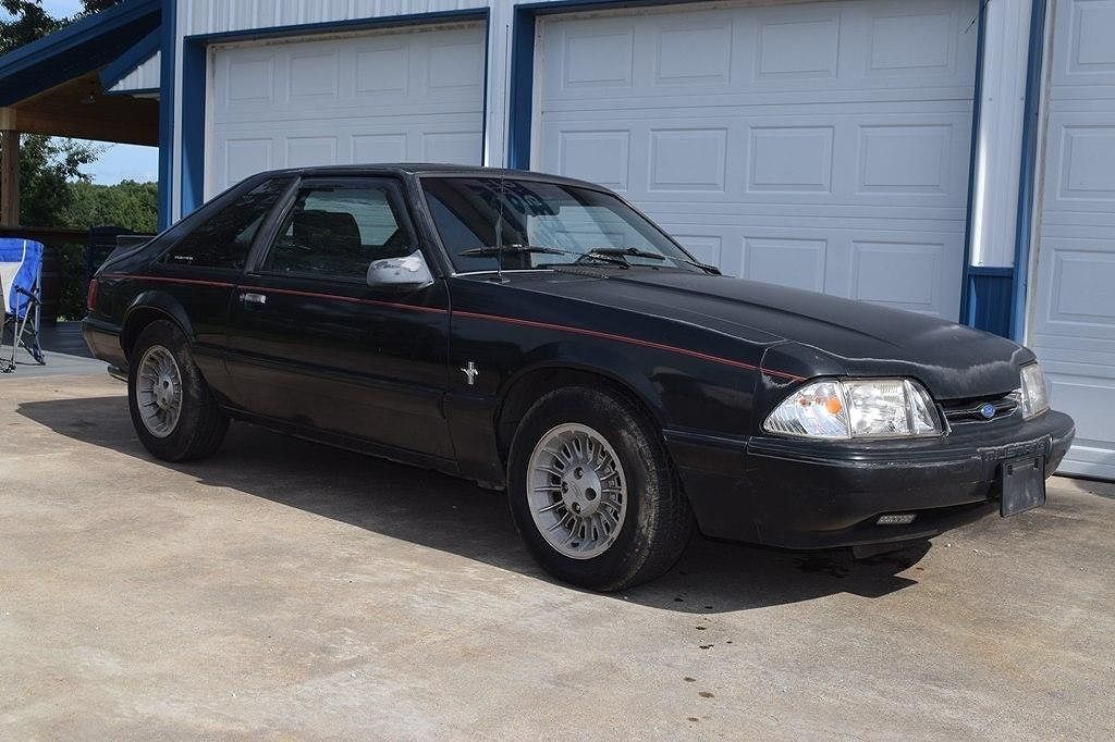 1993 FORD Mustang
