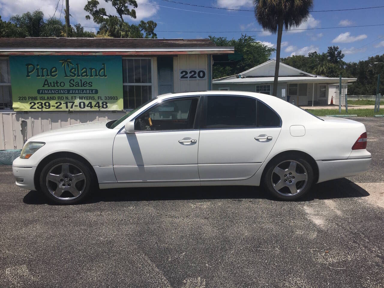 2005 LEXUS LS