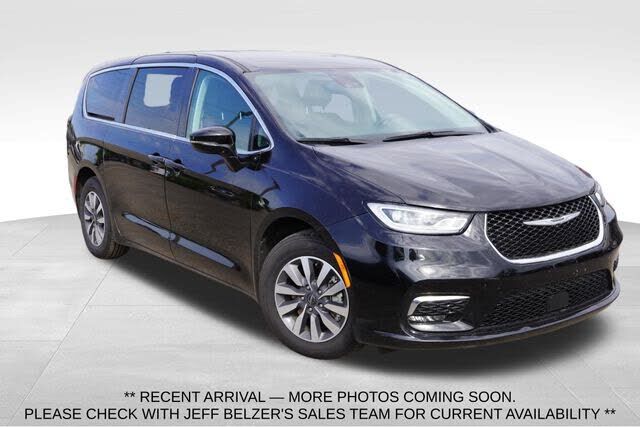 2024 CHRYSLER Pacifica