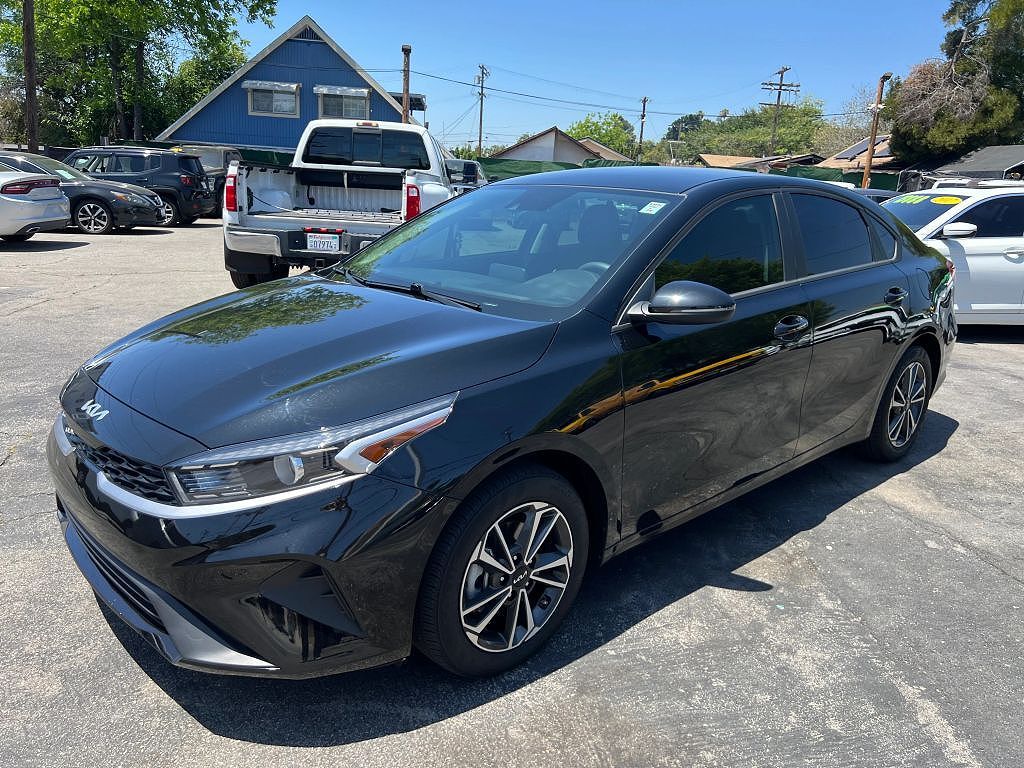 2023 KIA Forte