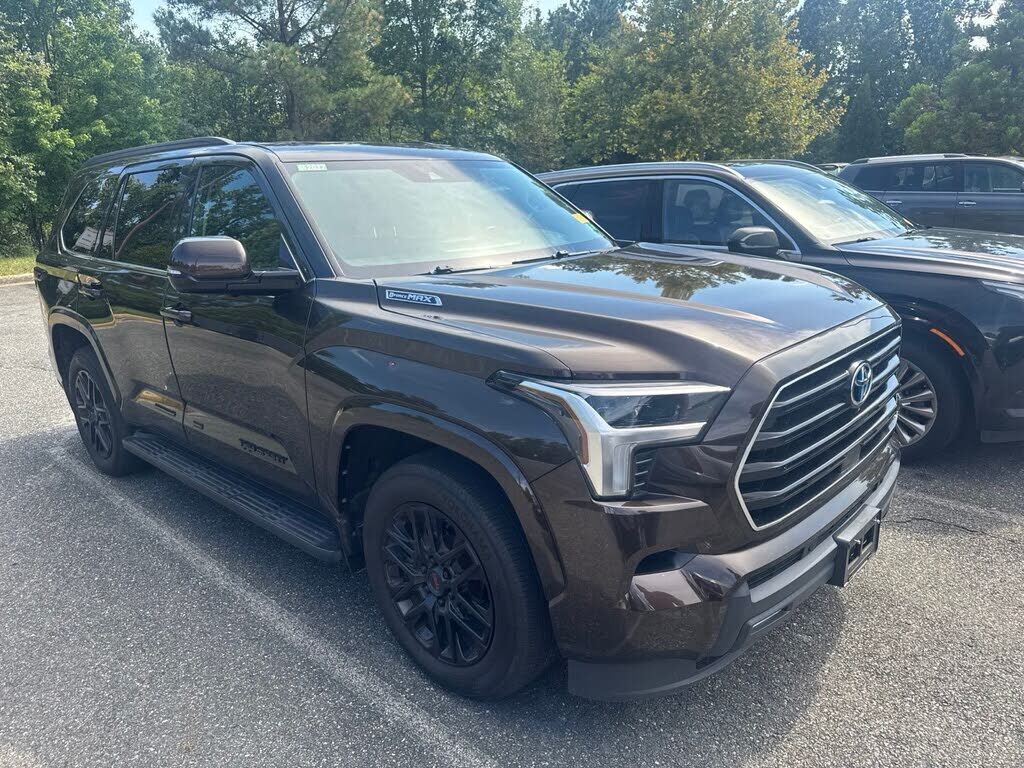 2023 TOYOTA Sequoia