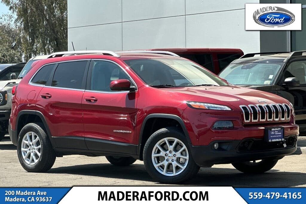 2017 JEEP Cherokee