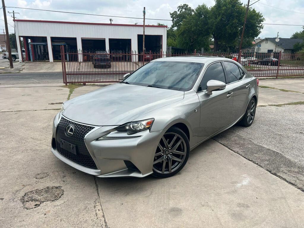 2015 LEXUS IS