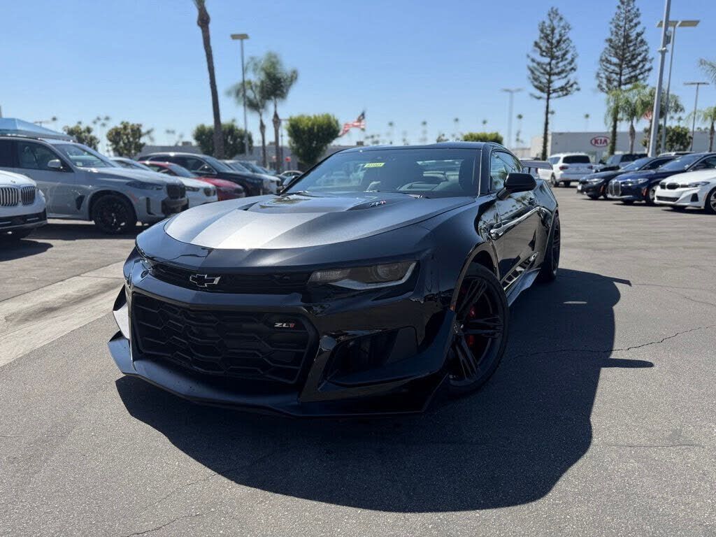 2020 CHEVROLET Camaro