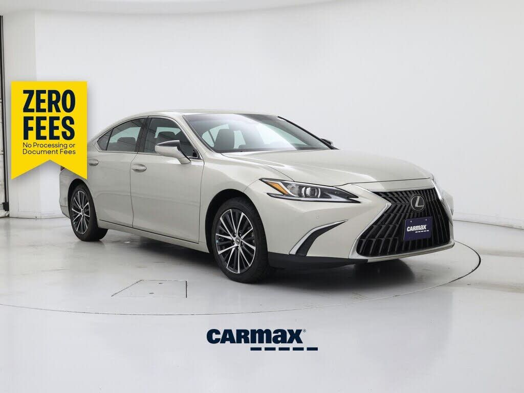 2024 LEXUS ES