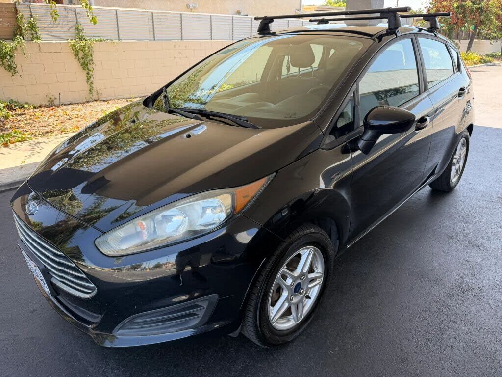 2017 FORD Fiesta