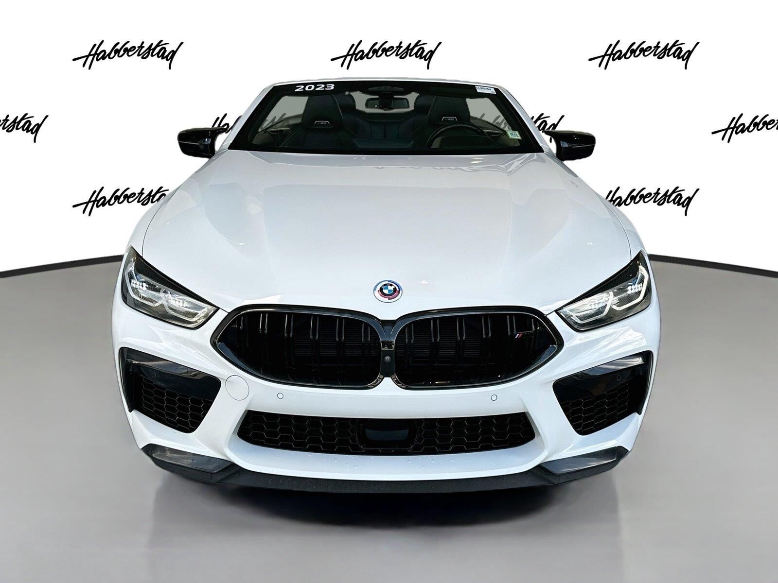 2023 BMW M8