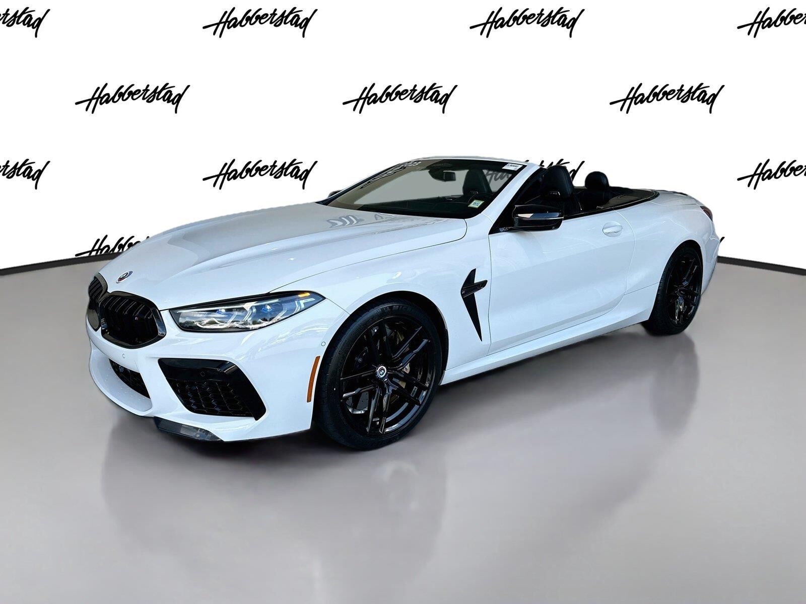 2023 BMW M8