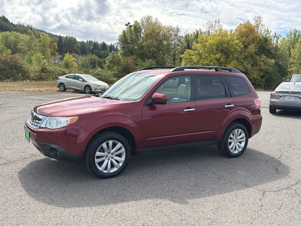 2013 SUBARU Forester