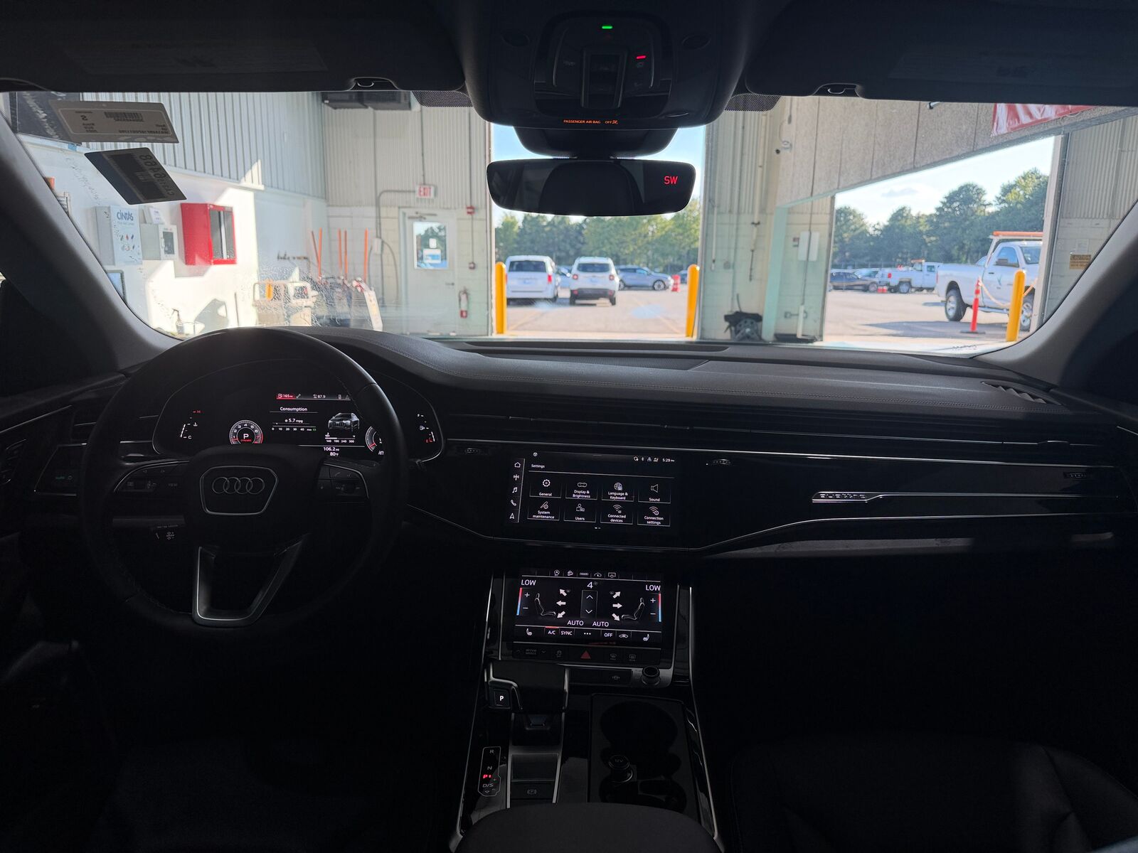 2023 Audi Q8