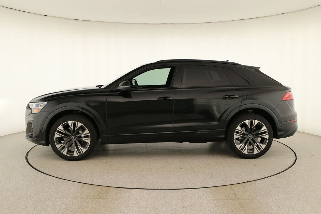 2025 Audi Q8