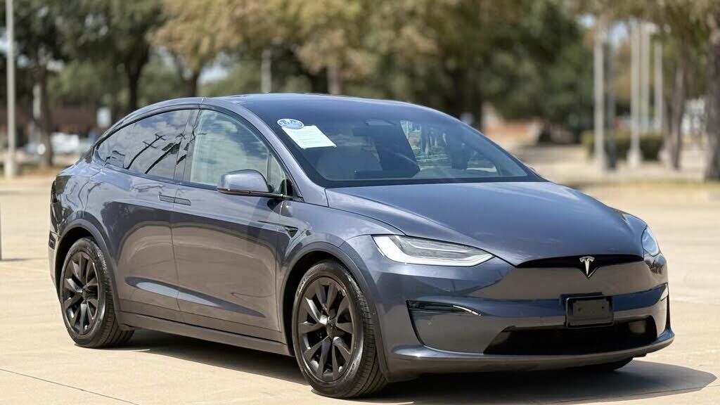 2022 TESLA Model X