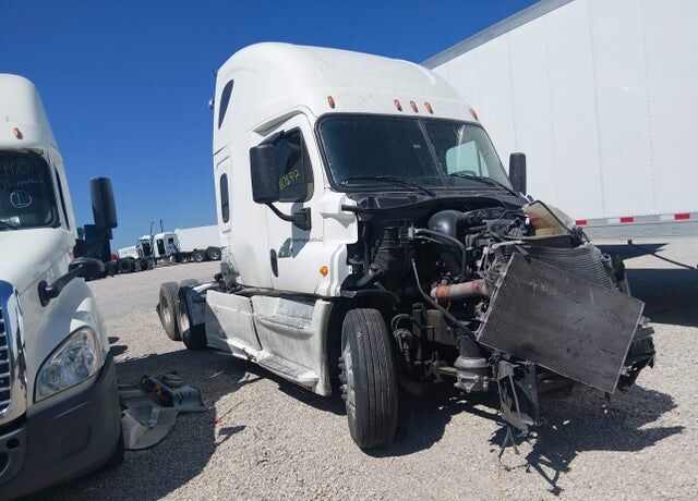 2018 FREIGHTLINER Cascadia