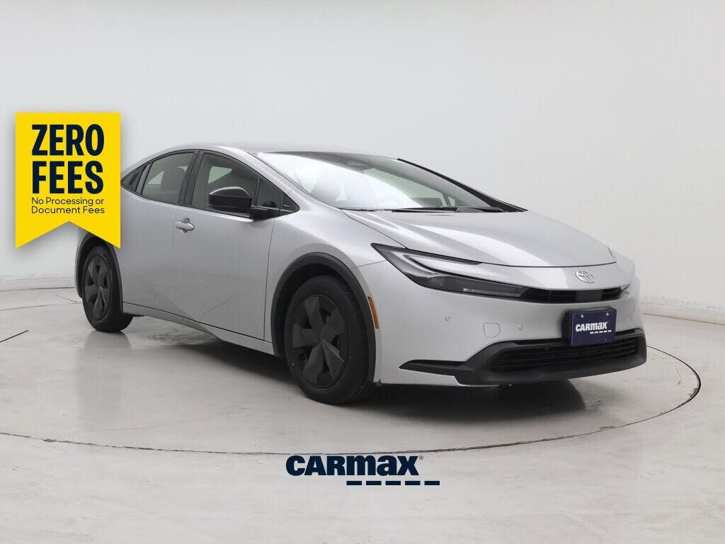 2025 TOYOTA PRIUS